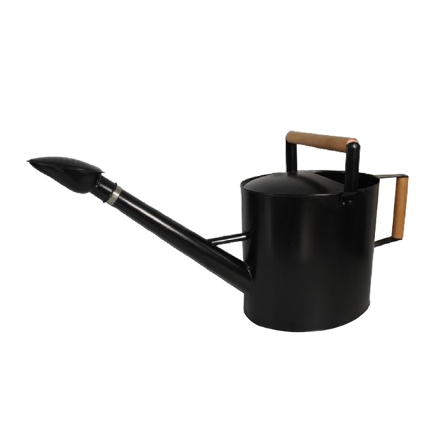 Large Garden Watering Pot with Lightweight and 7.5L Capacity