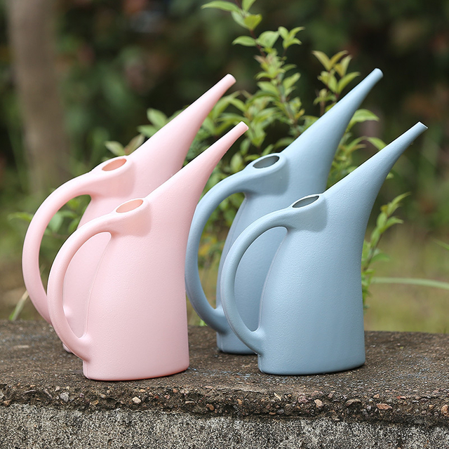 Household Plastic Gardening Long Spout Nonslip Matte Watering Cans