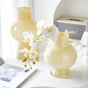 Cream Style Medieval Vase Advanced Sense Glass Light Luxury High Appearance Horizontal Flower Arrangement Decoration Vases
