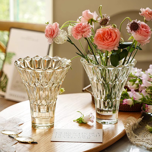 Classic Transparent Mini Vase Crystal Desktop Glass Vase