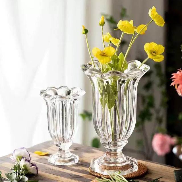 White Transparent Small Vase Simple Centerpieces