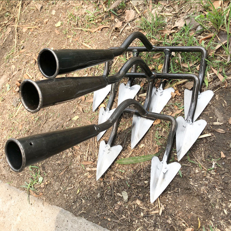 Multi-toothed Triangular Soil Loosening and Turning Plow